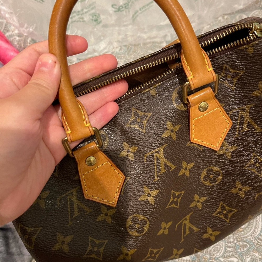 Louis Vuitton Speedy 25